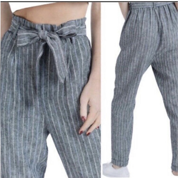 Love Tree Grey & White Pinstriped Paperboy Pants in size M - Picture 1 of 6